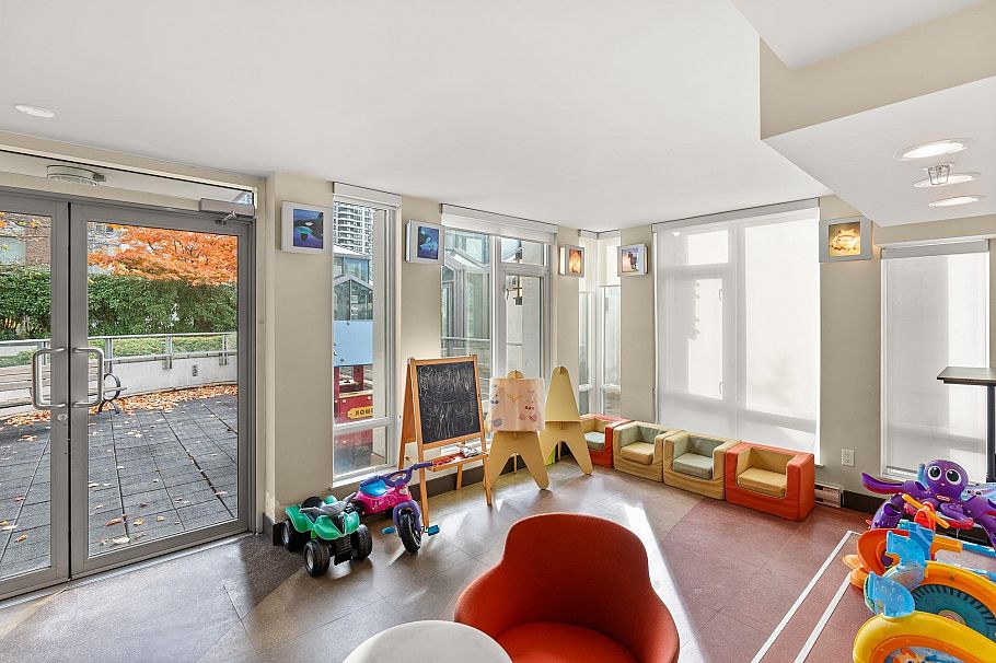 907 565 Smithe Street Vancouver, BC - 28