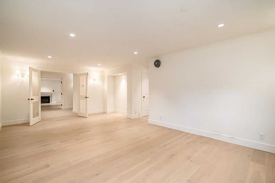 3939 W 34th Avenue Vancouver, BC - 26