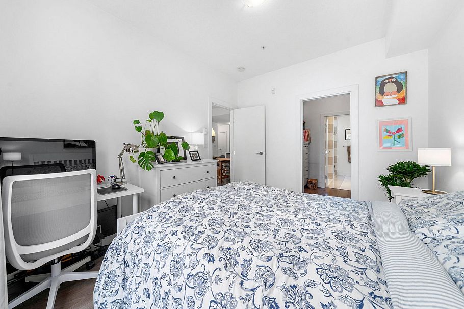 420 3602 Aldercrest Drive North Vancouver, BC - 11