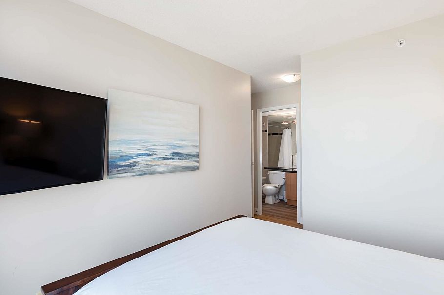 2907 193 Aquarius Mews Vancouver, BC - 19