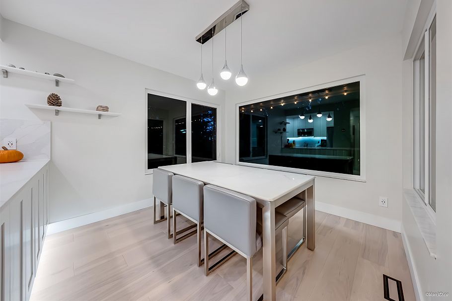 867 Frederick Road North Vancouver, BC - 13