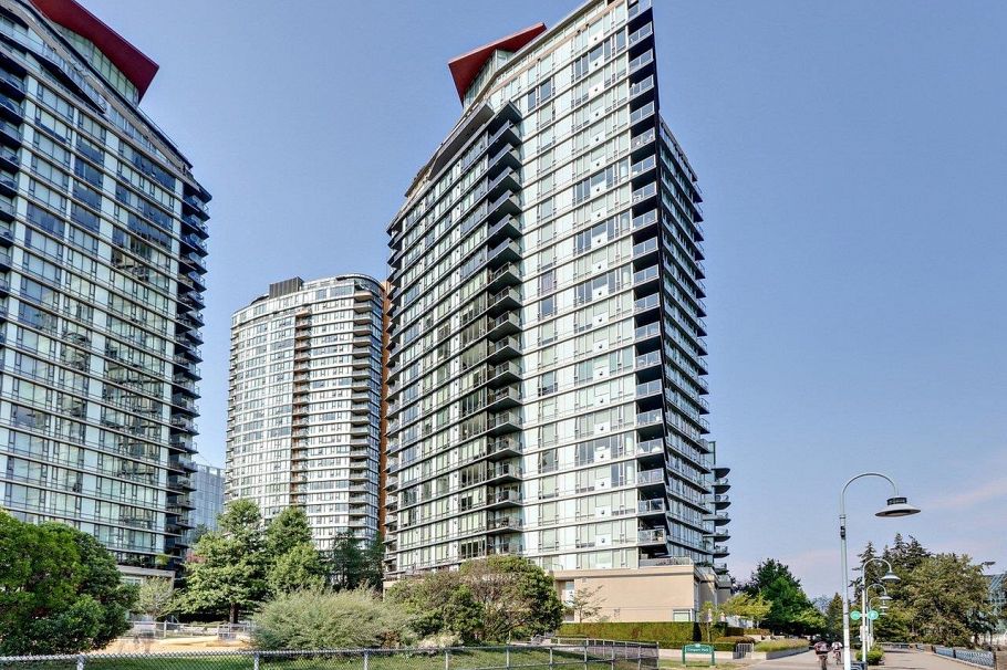 2701 8 Smithe Mews Vancouver, BC - 24