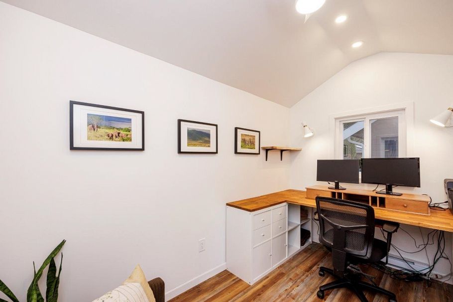 1806 Deep Cove Road North Vancouver, BC - 37