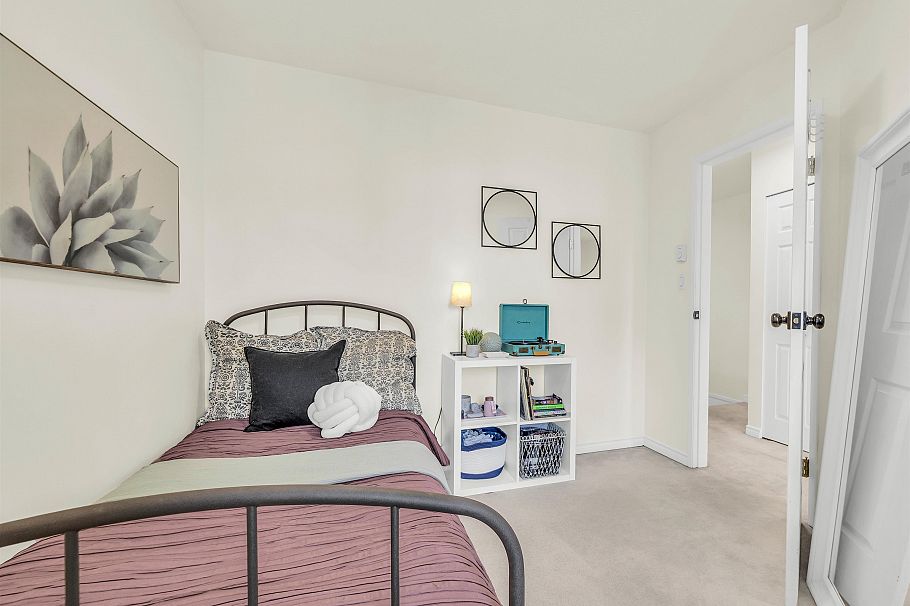 12 1255 E 15th Avenue Vancouver, BC - 17