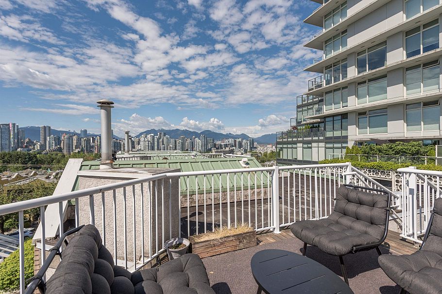 208 788 W 8th Avenue Vancouver, BC - 12