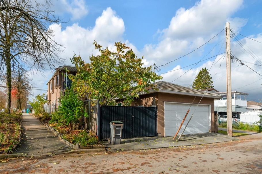 4694 Mchardy Street Vancouver, BC - 22