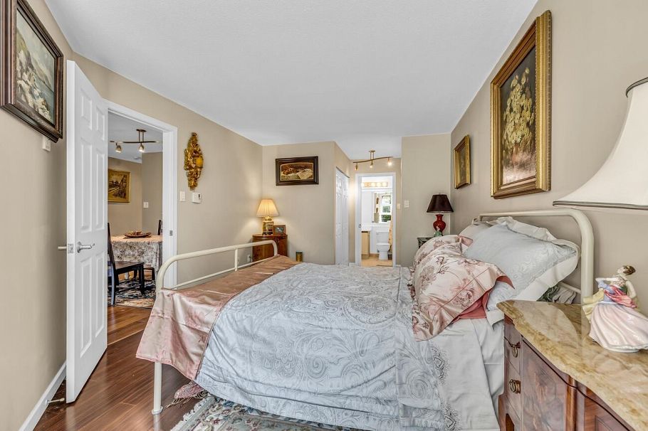 101 2020 Highbury Street Vancouver, BC - 12