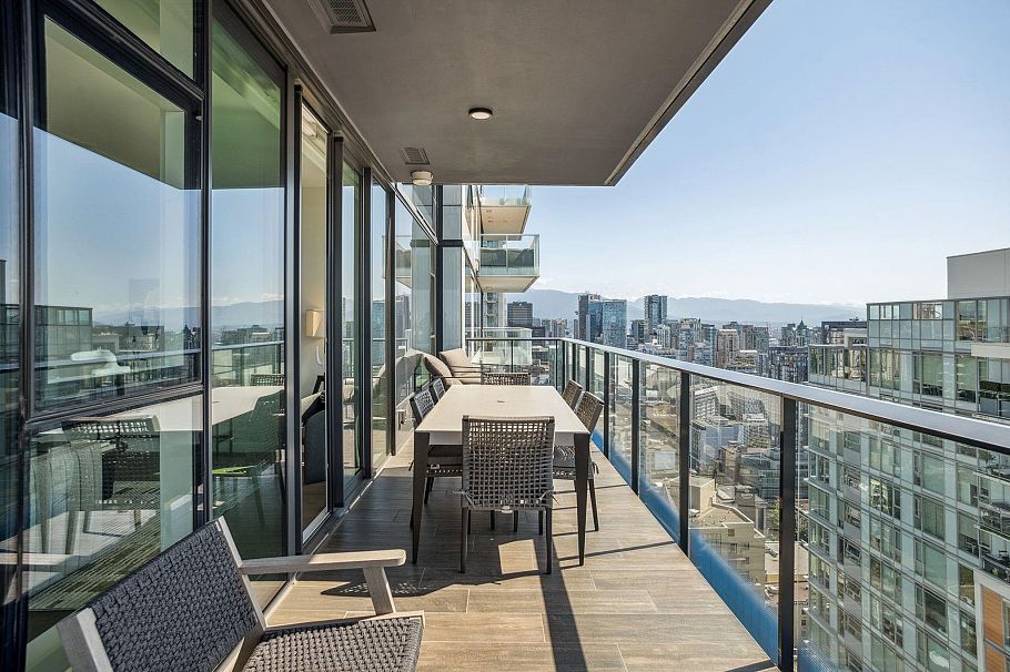 3303 1335 Howe Street Vancouver, BC - 11