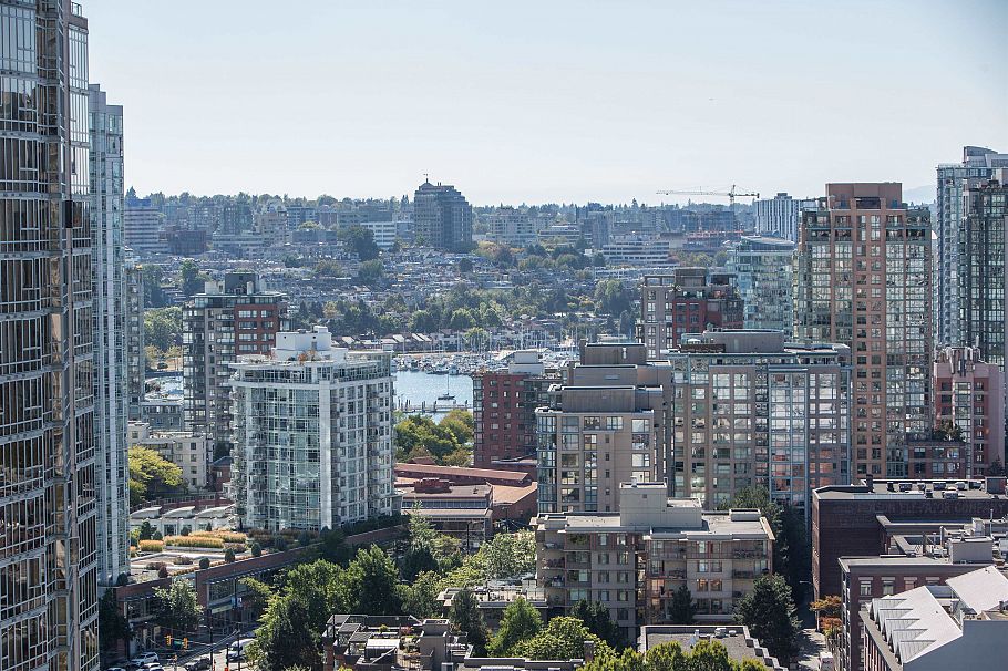 2004 885 Cambie Street Vancouver, BC - 14