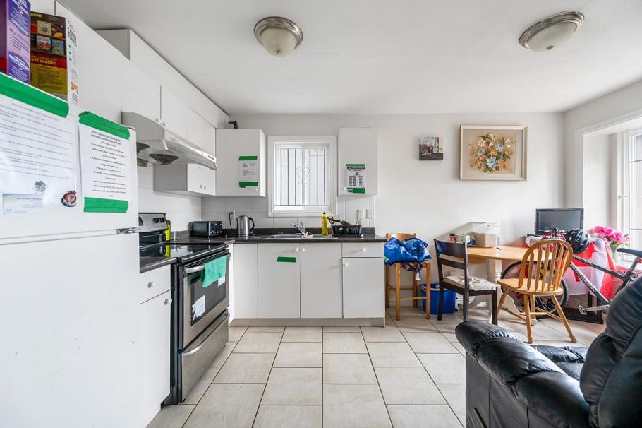 4694 Mchardy Street Vancouver, BC - 14