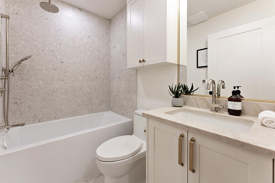 1 1765 Graveley Street Vancouver, BC - 33