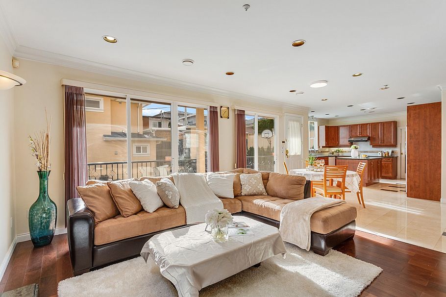 1088 W 42nd Avenue Vancouver, BC - 14