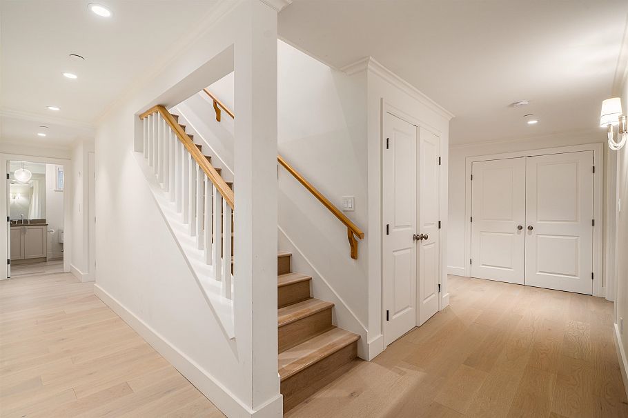 3939 W 34th Avenue Vancouver, BC - 24