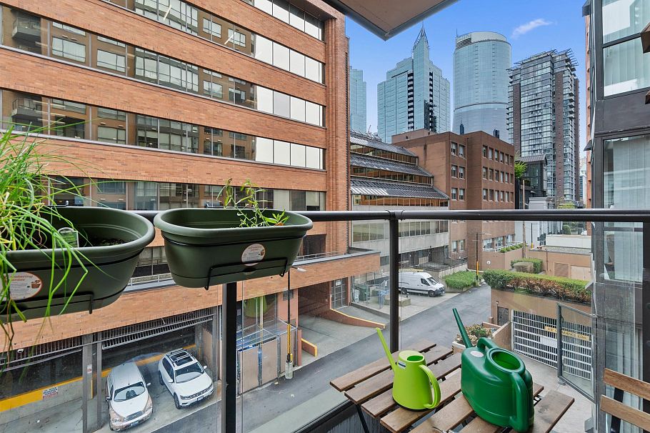 508 1189 Howe Street Vancouver, BC - 6