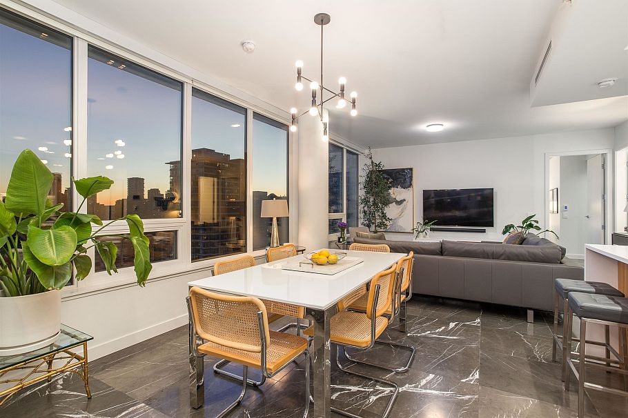 2004 885 Cambie Street Vancouver, BC - 21