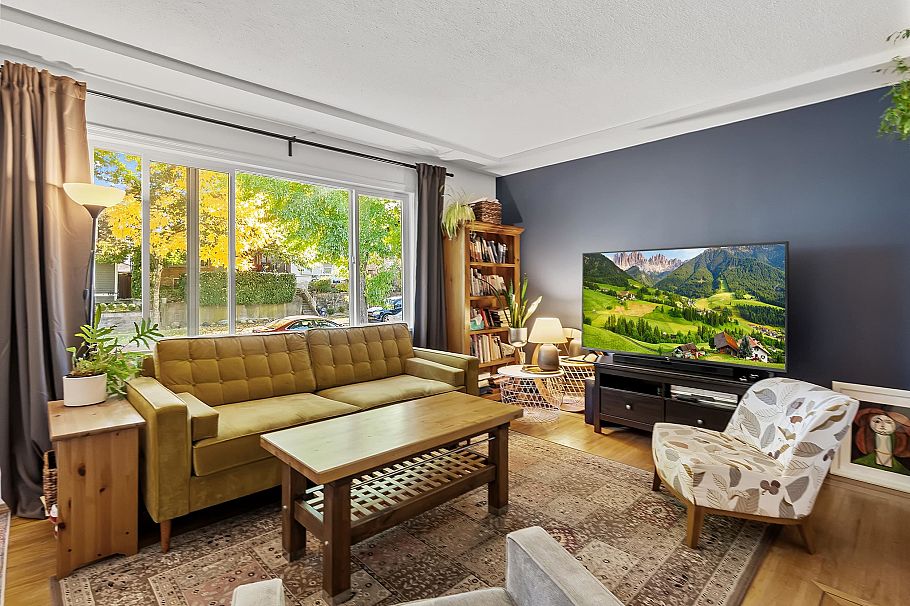 4833 Henry Street Vancouver, BC - 4