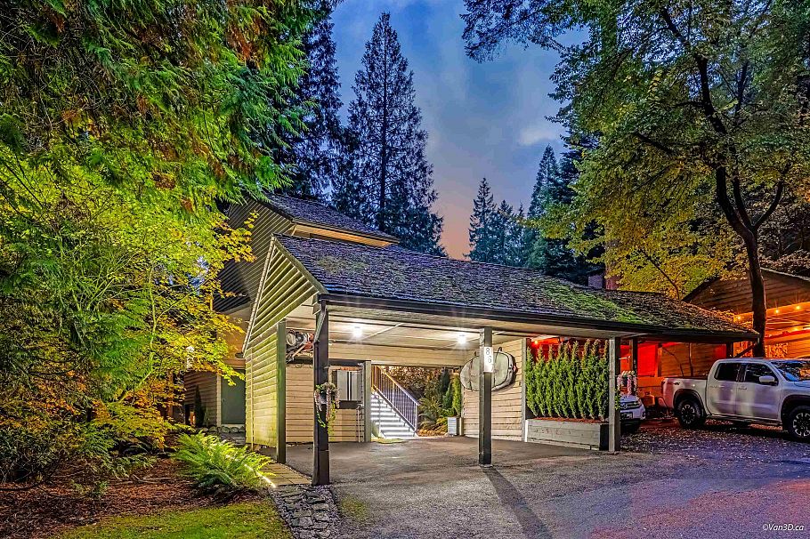 867 Frederick Road North Vancouver, BC - 1