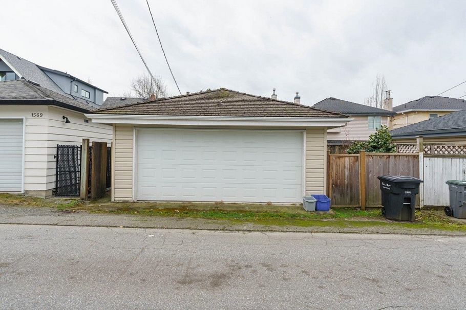 1573 W 66th Avenue Vancouver, BC - 12