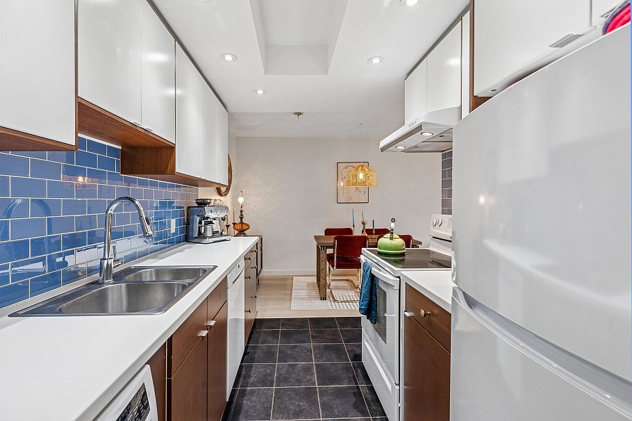 212 1420 E 8th Avenue Vancouver, BC - 14