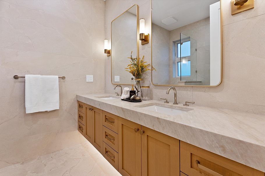 1 1765 Graveley Street Vancouver, BC - 21