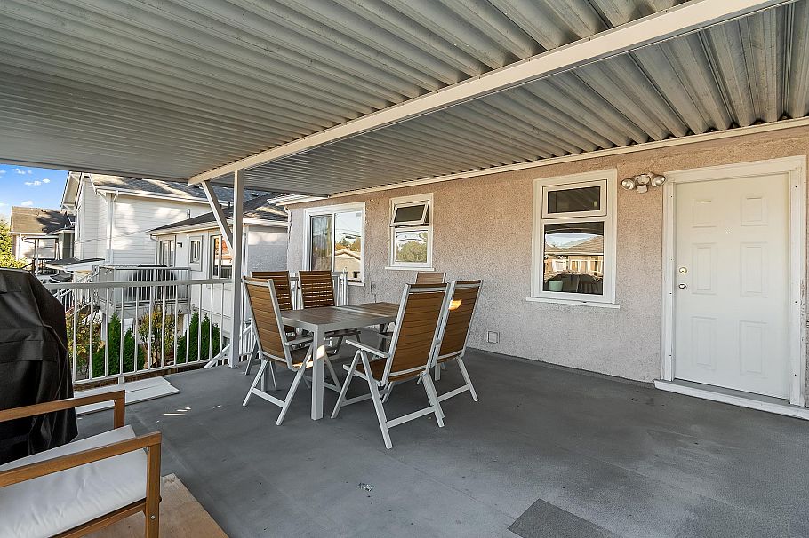 4833 Henry Street Vancouver, BC - 25