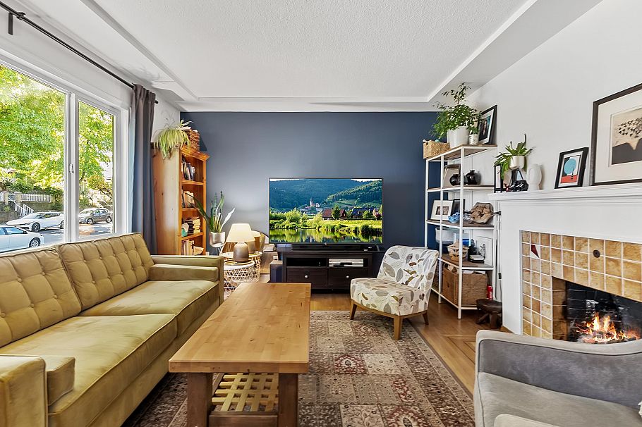 4833 Henry Street Vancouver, BC - 3