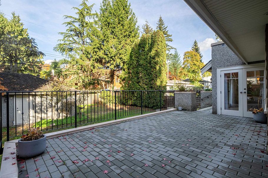 3939 W 34th Avenue Vancouver, BC - 31