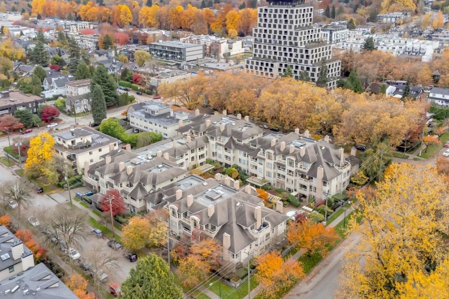 309 3755 W 8th Avenue Vancouver, BC - 37