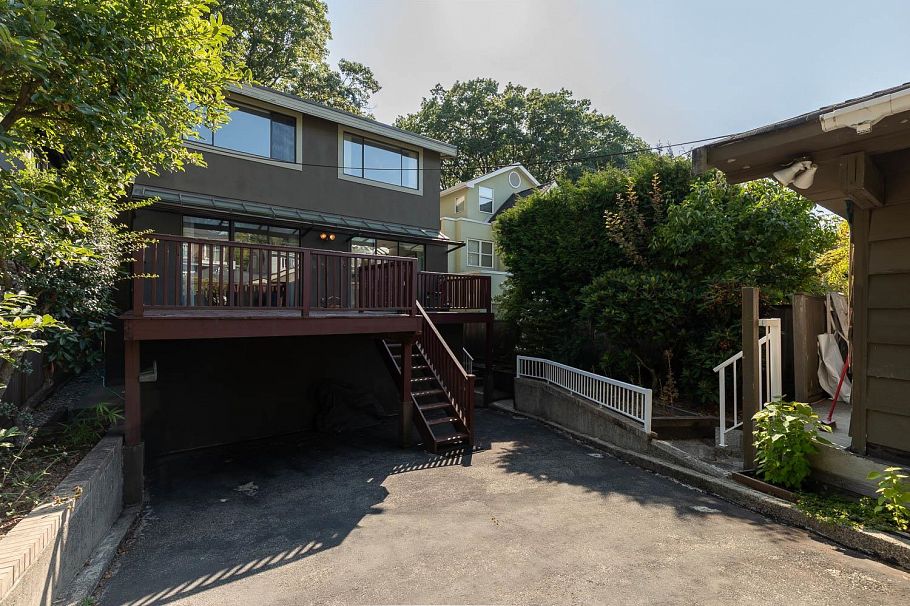 4027 W 32nd Avenue Vancouver, BC - 25