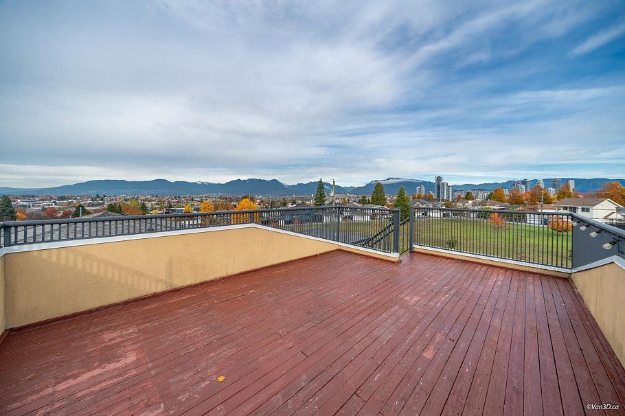 3559 Worthington Drive Vancouver, BC - 23