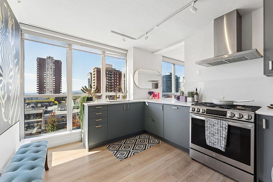 601 108 E 14th Street North Vancouver, BC - 11