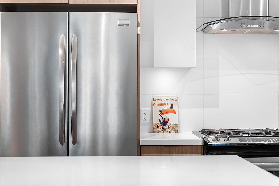 420 3602 Aldercrest Drive North Vancouver, BC - 7