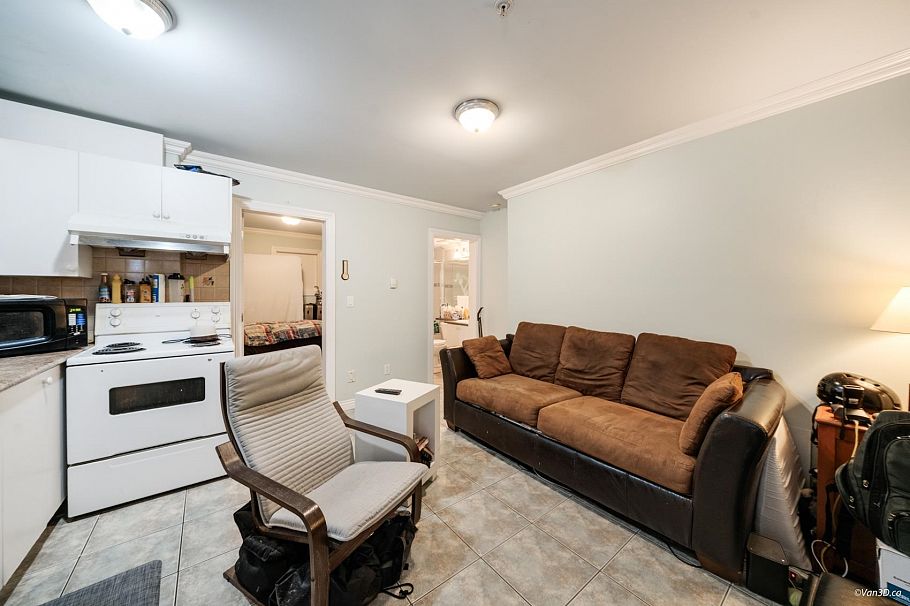 3559 Worthington Drive Vancouver, BC - 31