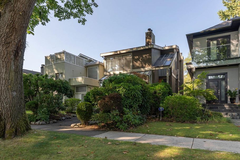 4027 W 32nd Avenue Vancouver, BC - 5