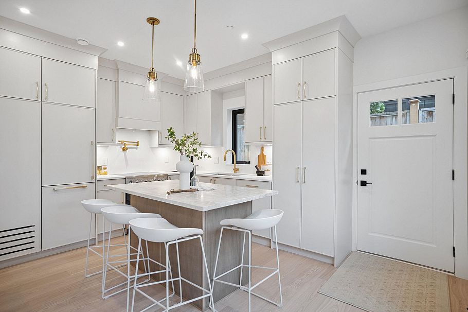 1917 3rd Avenue Vancouver, BC - 9