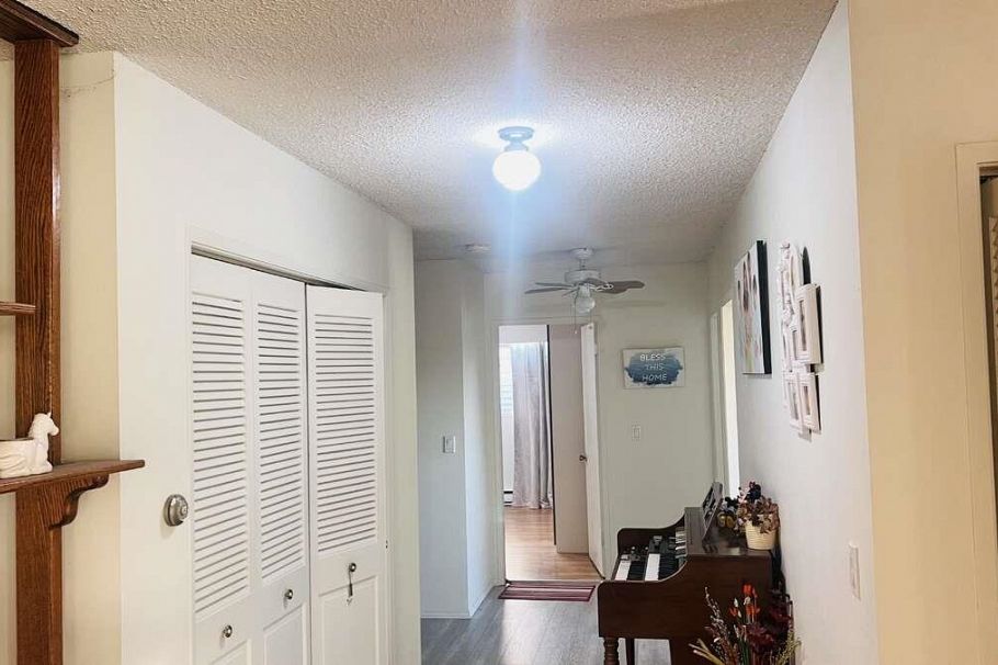 753 E 55th Avenue Vancouver, BC - 18