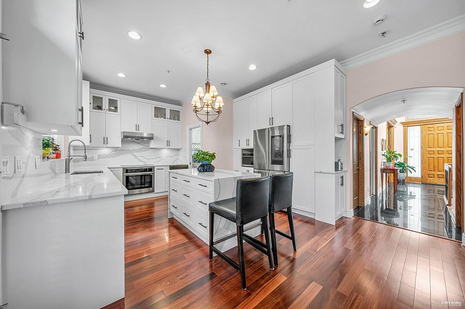 1285 W 47th Avenue Vancouver, BC - 17