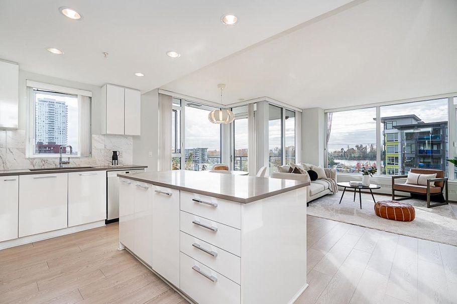 502 3281 E Kent Avenue North Avenue Vancouver, BC - 9