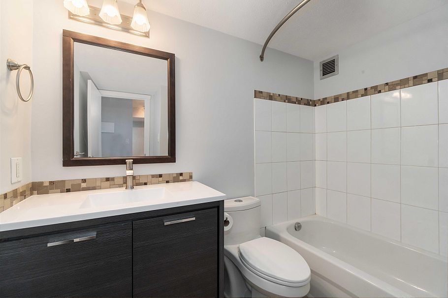 808 1333 Hornby Street Vancouver, BC - 17