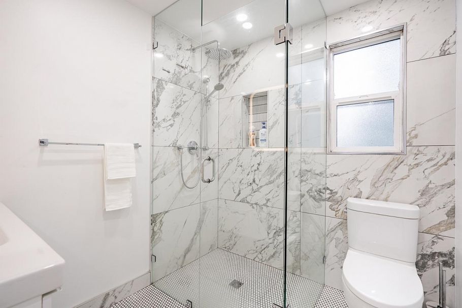 1620 Mclean Drive Vancouver, BC - 12