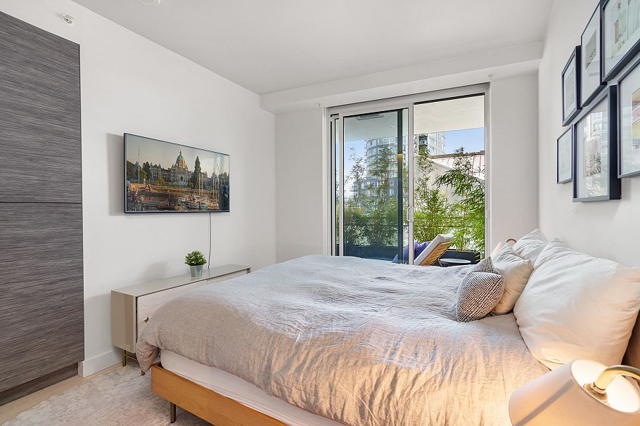 601 1499 W Pender Street Vancouver, BC - 21