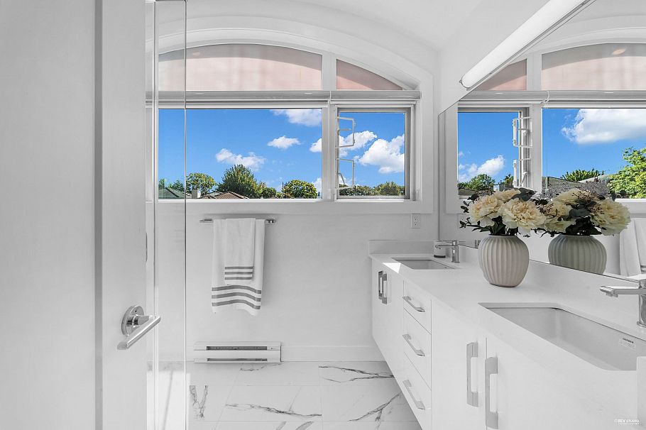 7881 French Street Vancouver, BC - 23