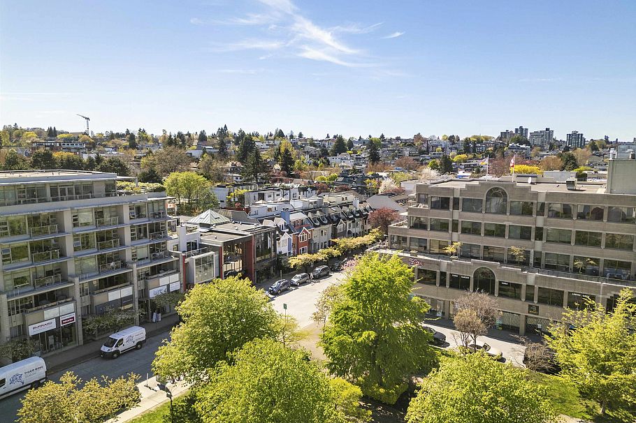 1858 W 1st Avenue Vancouver, BC - 37