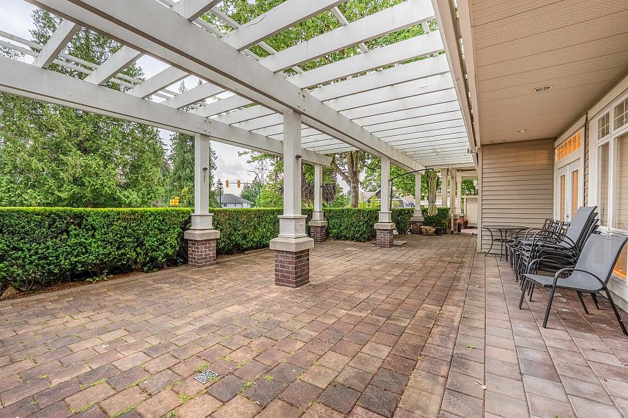 416 960 Lynn Valley Road North Vancouver, BC - 30