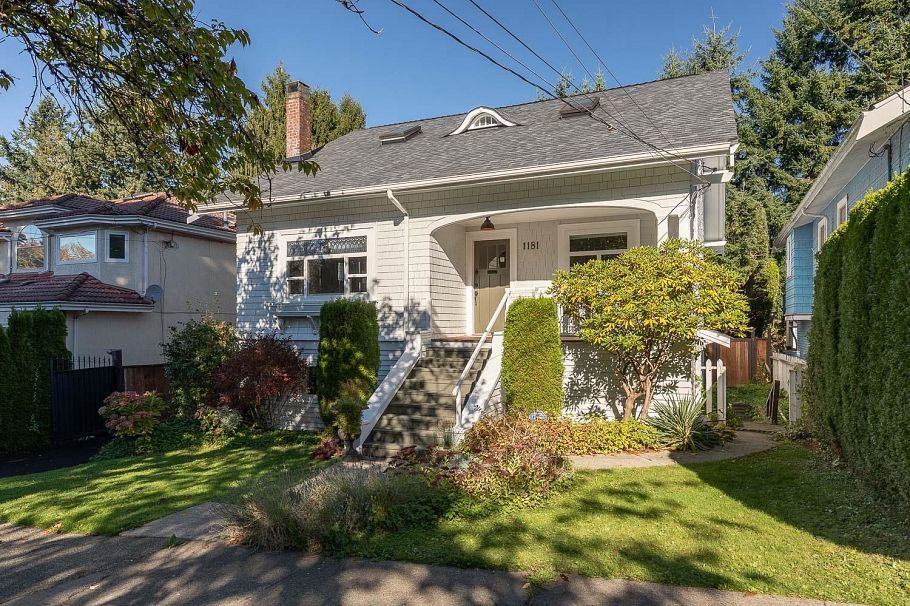 1181 E 22nd Avenue Vancouver, BC - 2