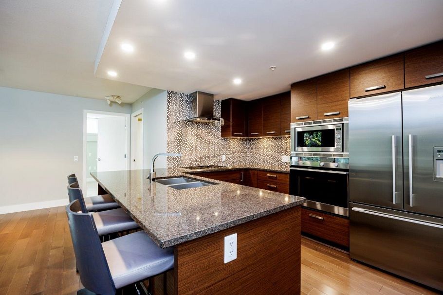 108 210 W 13th Street North Vancouver, BC - 8