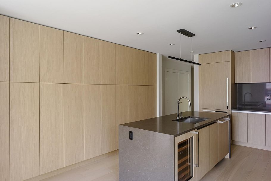 304 3636 W 39th Avenue Vancouver, BC - 3