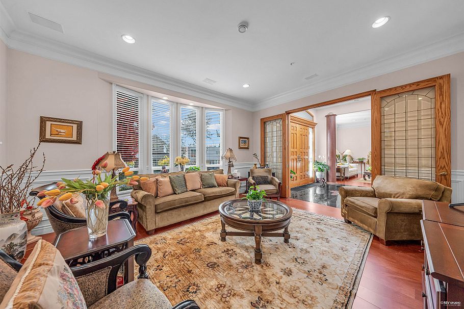 1285 W 47th Avenue Vancouver, BC - 4