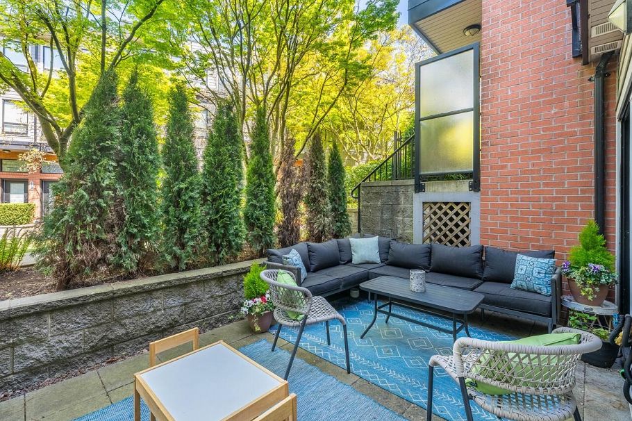 1871 Stainsbury Avenue Vancouver, BC - 22