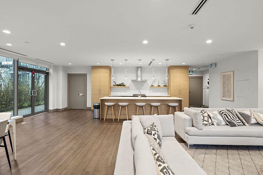 209 3557 Sawmill Crescent Vancouver, BC - 31